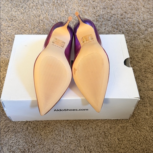Aldo Pink to Gold Ombré Heels. Size 7.5 - Picture 2 of 4